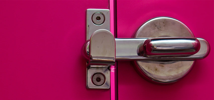 Childproof Gate Lock in Lemoore, California