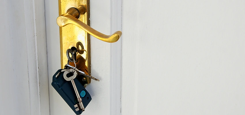 Broken Door Key Extraction in Lemoore, CA